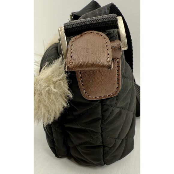 Old Navy Clutch Shoulder Bag Quilted Black Faux Fur Trim Winter EUC - Picture 3 of 10